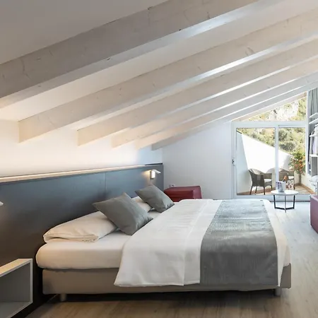 Hotel Continental - Tonelli 4*
