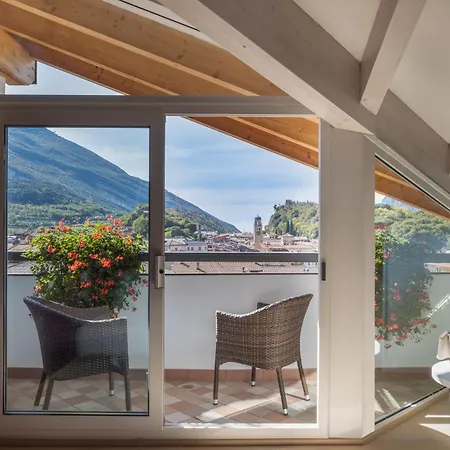 Continental - Tonelli Hotel 4*